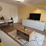 Fruehauf Apartment *